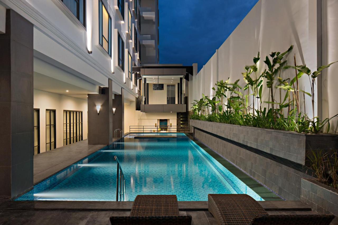 Sutasoma Hotel Jakarta Exteriör bild